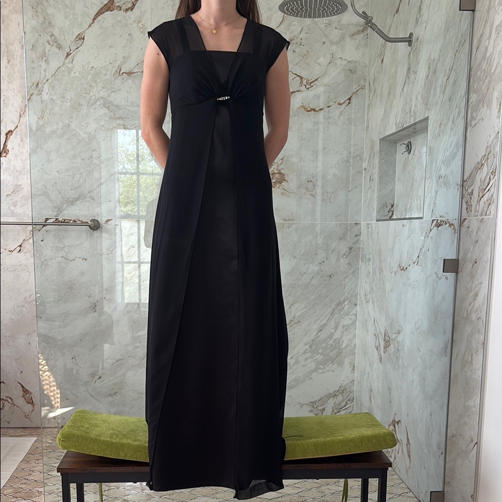Elegant Black Evening Gown